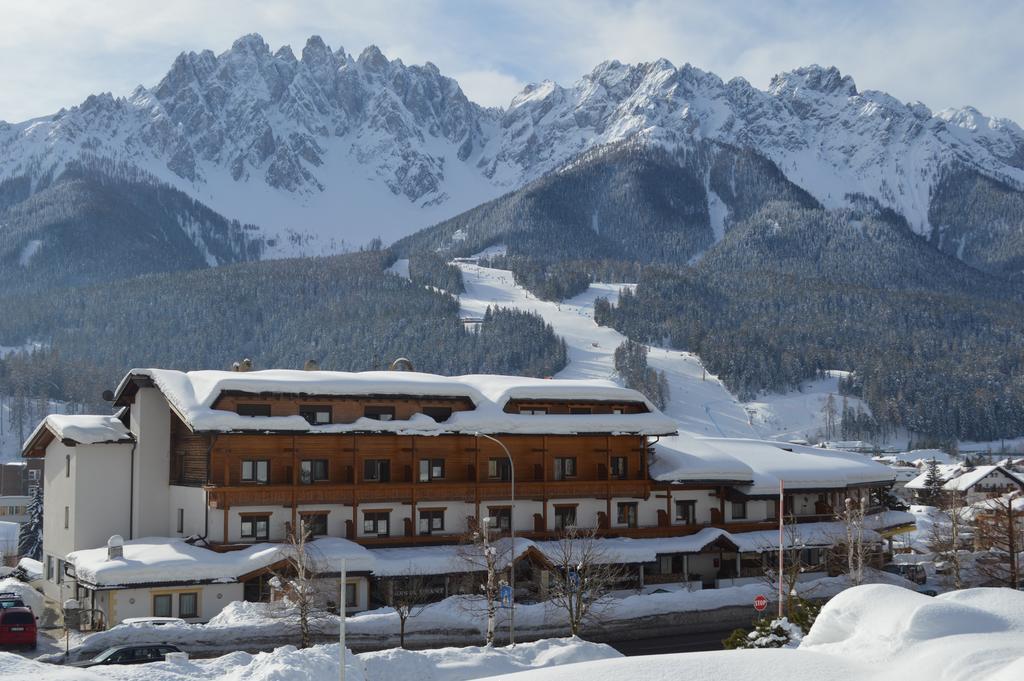 Hotel Capriolo San Candido Dış mekan fotoğraf