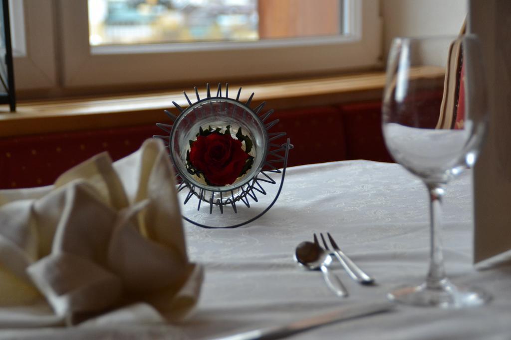 Hotel Capriolo San Candido Dış mekan fotoğraf